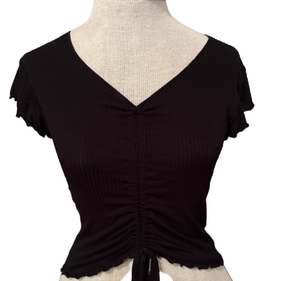 Antistar ruffle short sleeve ruched crop top black Small - Picture 12 of 15